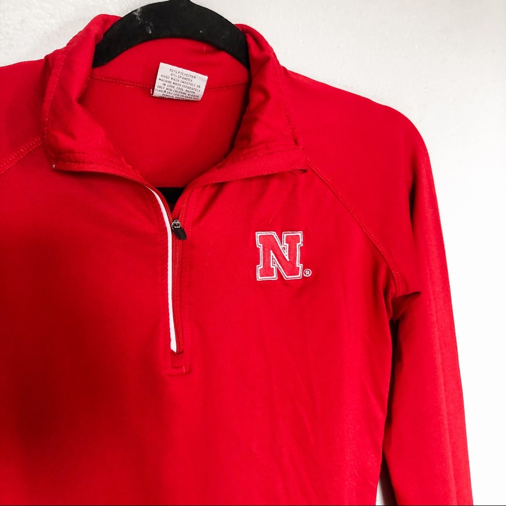 Huskers athletic pullover